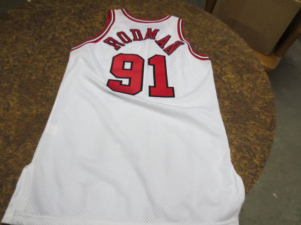 1995-96 Dennis Rodman Chicago Bulls Game Used Game Worn White Jersey signed