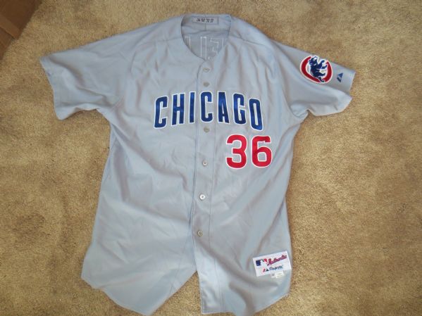 2012 Randy Wells Game Used Worn Chicago Cubs road grey jersey Size 50 by Majestic 