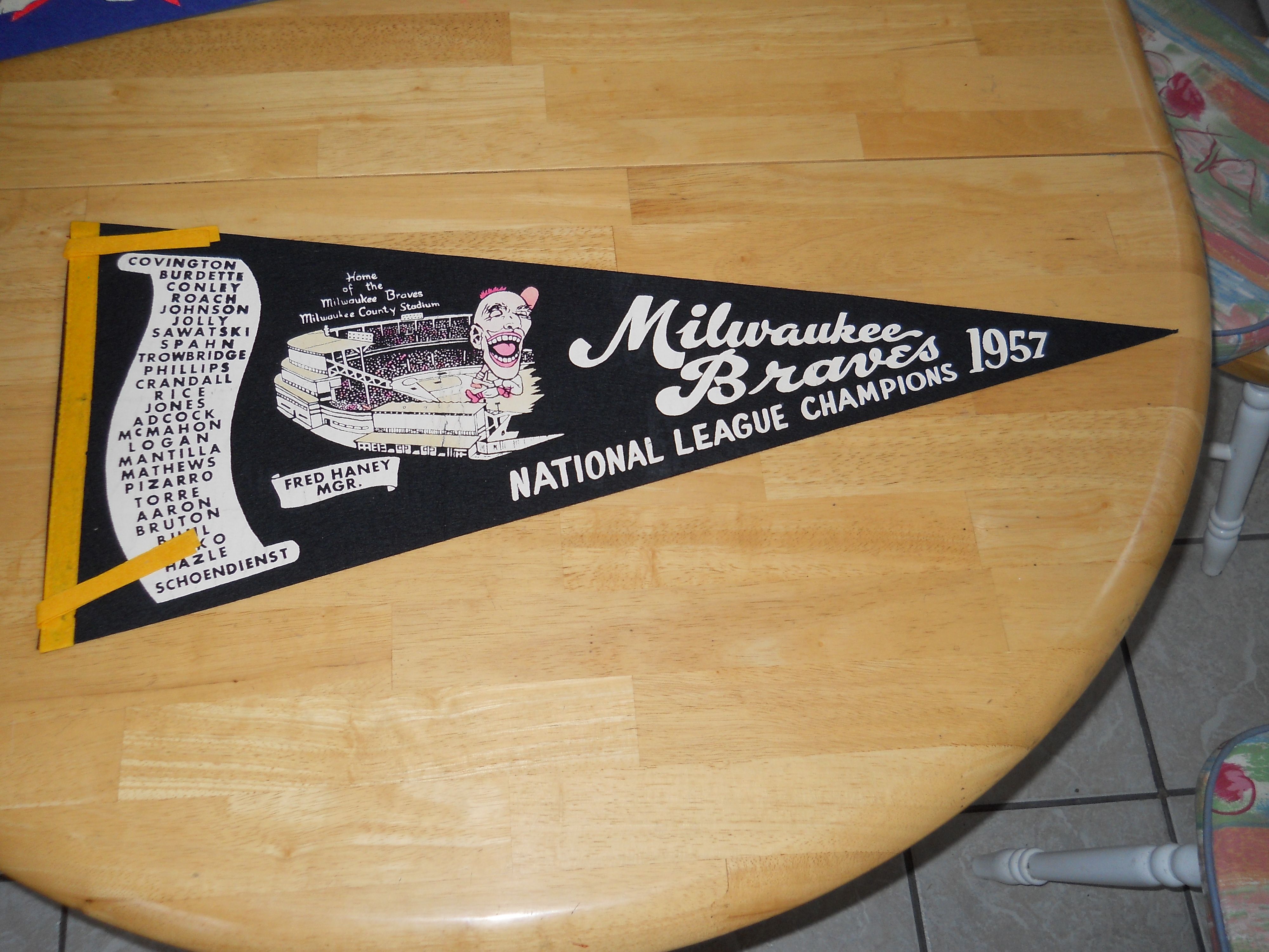 Lot Detail - 1957 Milwaukee Braves National League Champions full size  scroll pennant