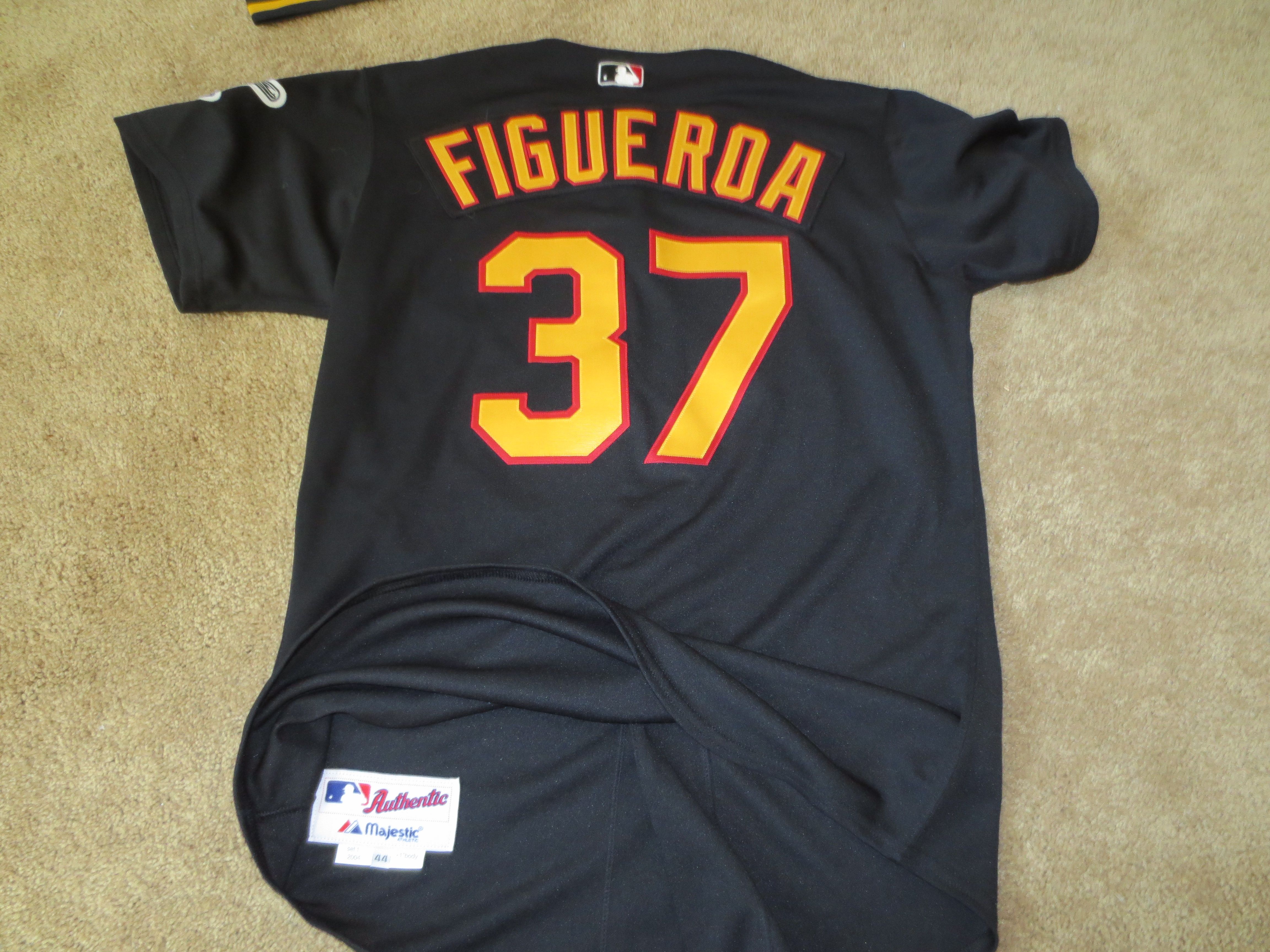 Lot Detail - 2004 Pittsburgh Pirates Game Used Game Worn Alternate Jersey  Nelson Figueroa #37