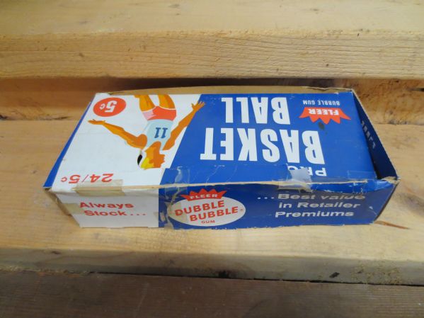 1961-62 Fleer 5 cent basketball empty wax pack box Displays Well TOUGH