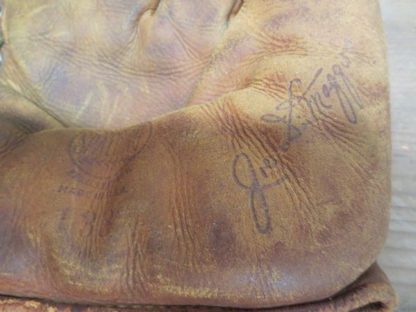 Circa 1950 Joe DiMaggio Spalding 133 Store Model Baseball Glove