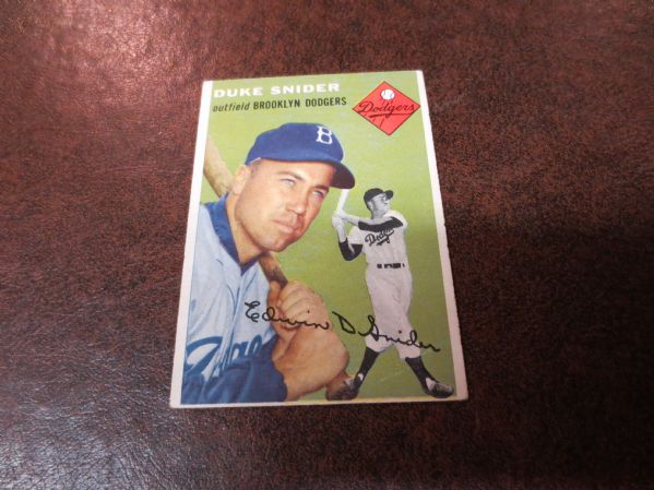 1954 Topps Duke Snider #32 baseball card