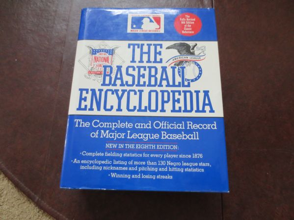 1990 The Baseball Encyclopedia 8th Edition by Macmillan  Complete and Official Record of Baseball