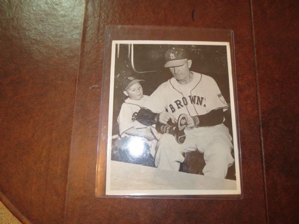 1951 Eddie Gaedel St. Louis Browns shortest baseball player ever photo