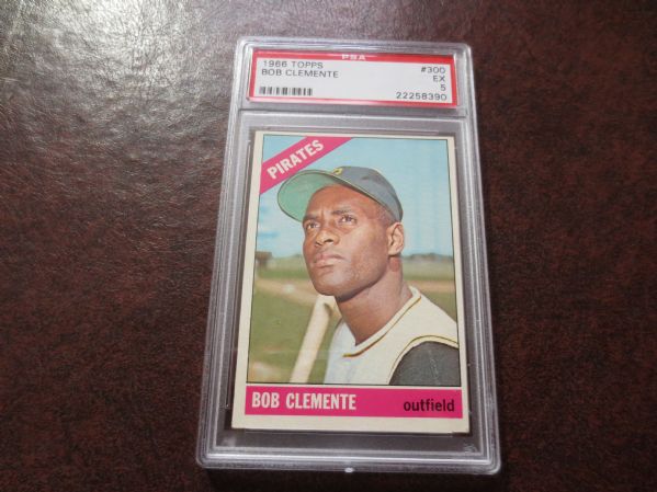 1966 Topps Roberto Bob Clemente PSA 5 Ex baseball card #300