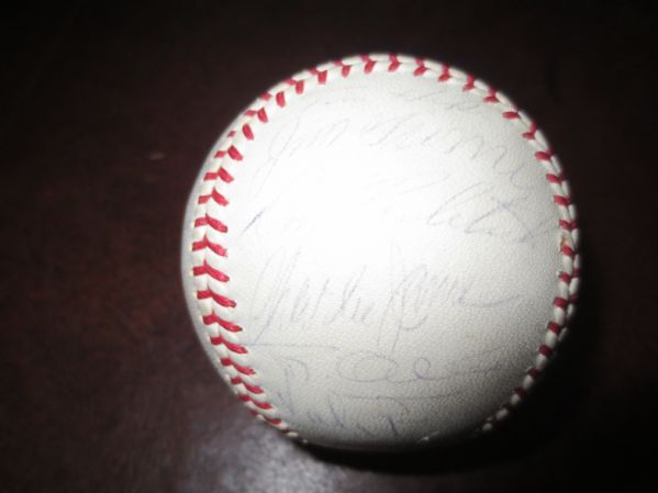 1965 Cincinnati Reds Autographed baseball with 26 signatures Frank Robinson, Pete Rose, Perez