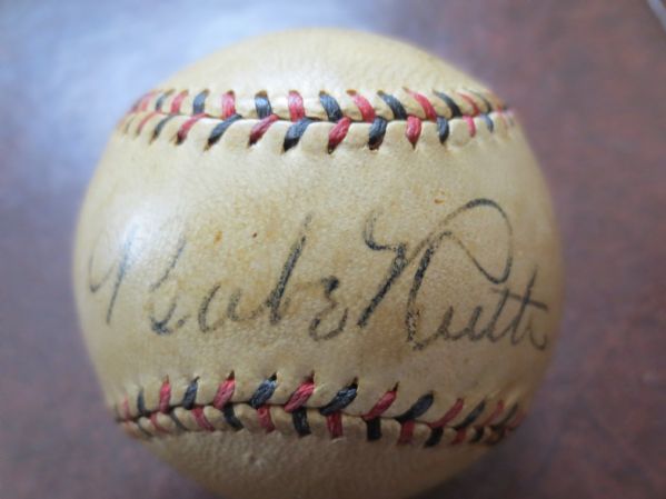 Babe Ruth/Lou Gehrig Autographed baseball with Authentication from JSA Jimmy Spence WOW