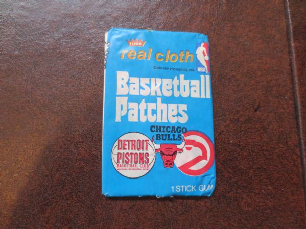 1974 Fleer Team Patches/Stickers Wax Pack 