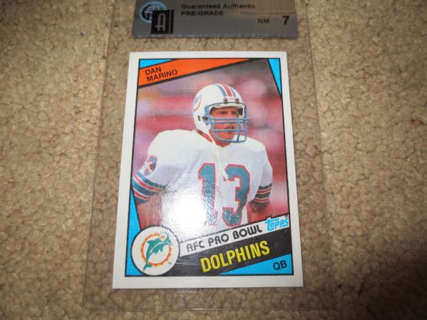 1984 Topps Dan Marino Rookie football card Miami Dolphins GAI 7 #123 Key card in set