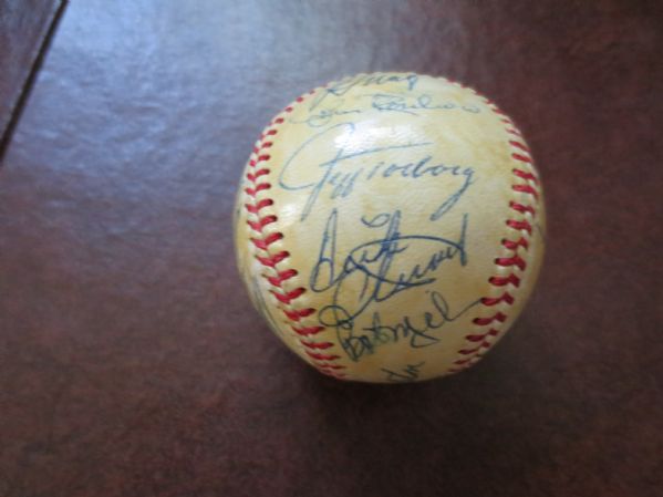 1966 Los Angeles Dodgers Team signed ball 21 signatures Drysdale, Sutton rookie, Wills, Davis