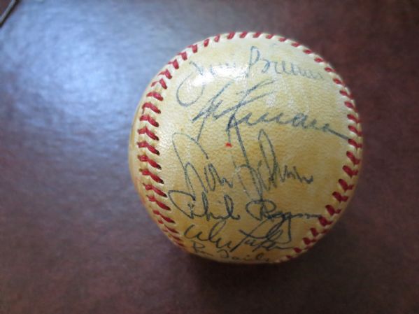 1966 Los Angeles Dodgers Team signed ball 21 signatures Drysdale, Sutton rookie, Wills, Davis