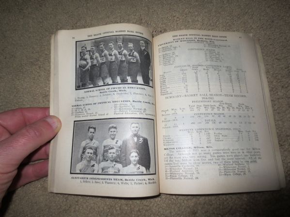 1915-16 Reach Official Basketball Guide  RARE  much tougher than Spalding Guide