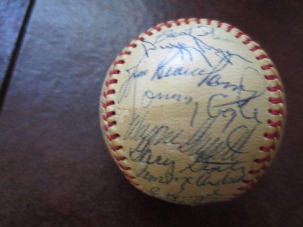 1972 New York Mets Team signed ball 38 signatures Seaver, Gentry, Kranepool, Berra, Koosman