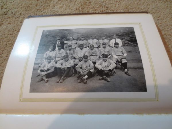 Honus Wagner 1922 Carnegie Institute of Technology Thistle College Yearbook HOF