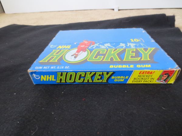 1971-72 Topps Hockey Empty Display Box 10c wax pack Extra! Hockey Booklet