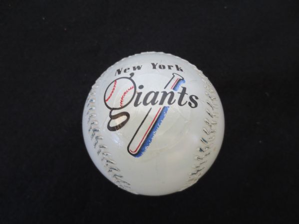 1950's New York Giants Baseball Globe Bank  NICE!    3.5