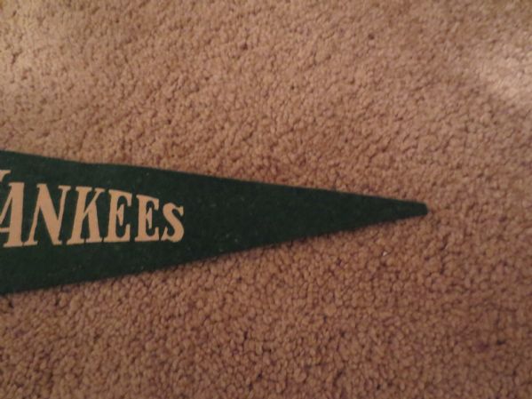 Circa 1940 New York Black Yankees baseball pennant  29  Negro League  TOUGH!