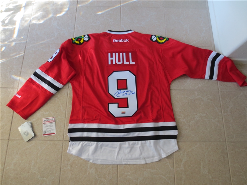 Bobby Hull Autographed Red Chicago Blackhawks Jersey #9 HOF