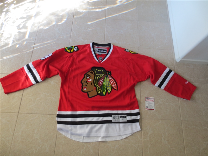 Bobby Hull Autographed Red Chicago Blackhawks Jersey #9 HOF