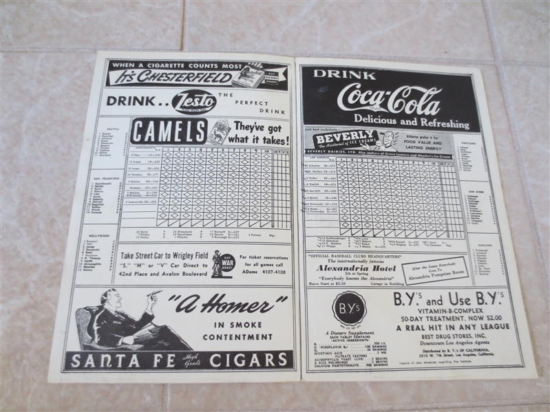 Autographed 1943 PCL baseball scored program Sacramento vs. Los Angeles at Wrigley Field