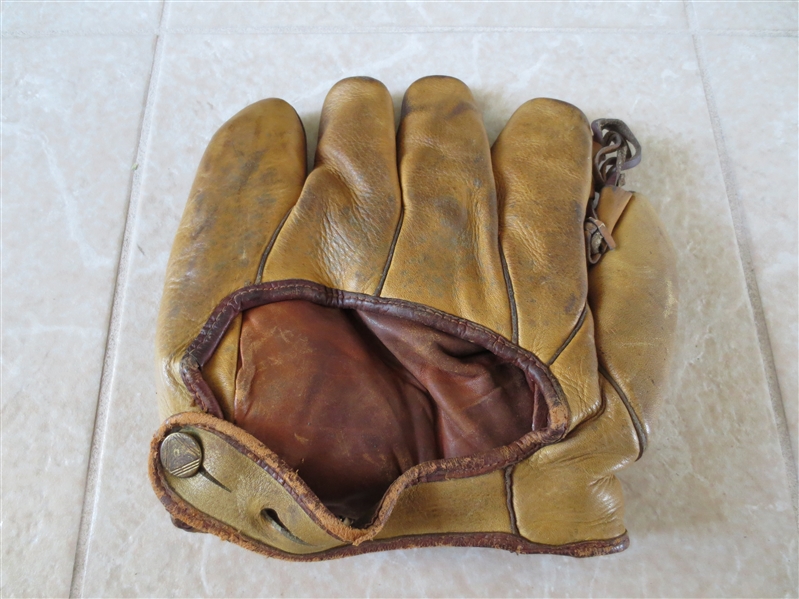 1930's Chuck Klein tunnel loop store model baseball glove  Hall of Fame