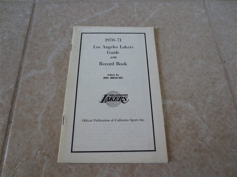 1970-71 Los Angeles Lakers media guide  Wilt Chamberlain, Jerry West, Elgin Baylor, Pat Riley
