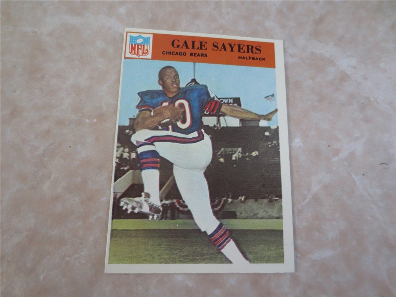 1966 Philadelphia Gale Sayers rookie card #38
