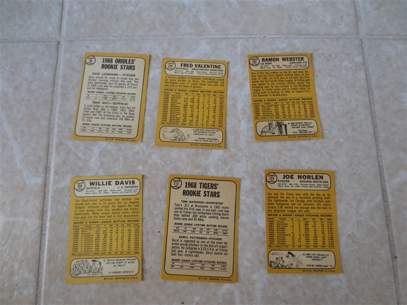 (23) 1968 Topps baseball cards with no 