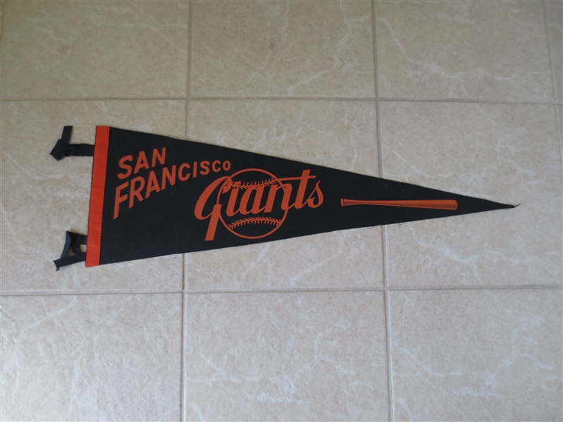 Circa 1960 San Francisco Giants soft felt baseball pennant  30  Very nice condition!