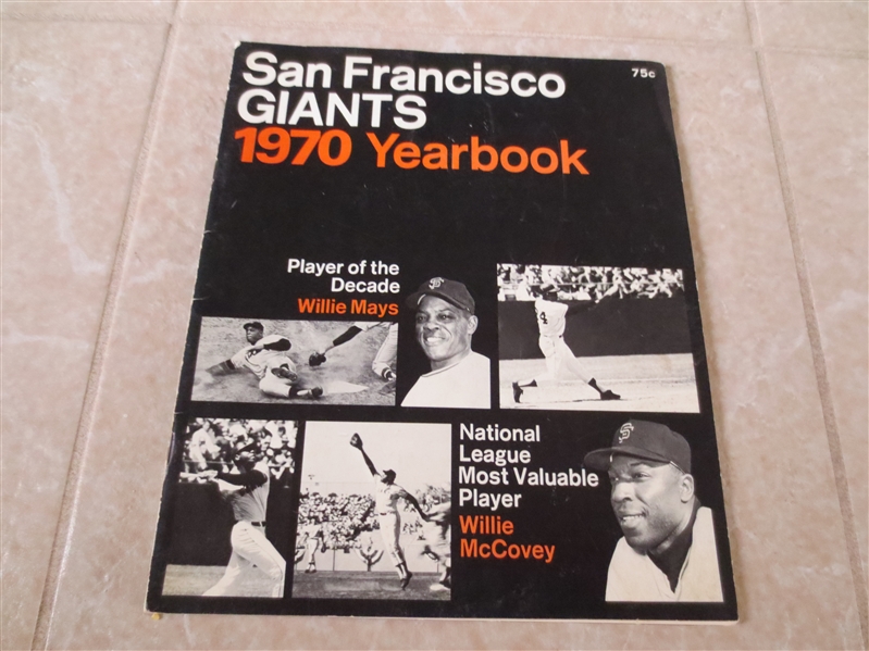 1970 San Francisco Giants yearbook Willie Mays, Willie McCovey cover