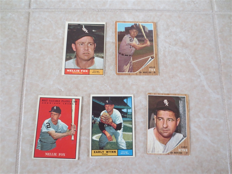 (5) 1961 and 1962 Topps baseball cards of Nellie Fox and Early Wynn  Hall of Famers