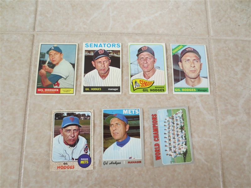 (7) 1961-70 Topps Gil Hodges baseball cards  Very nice condition!