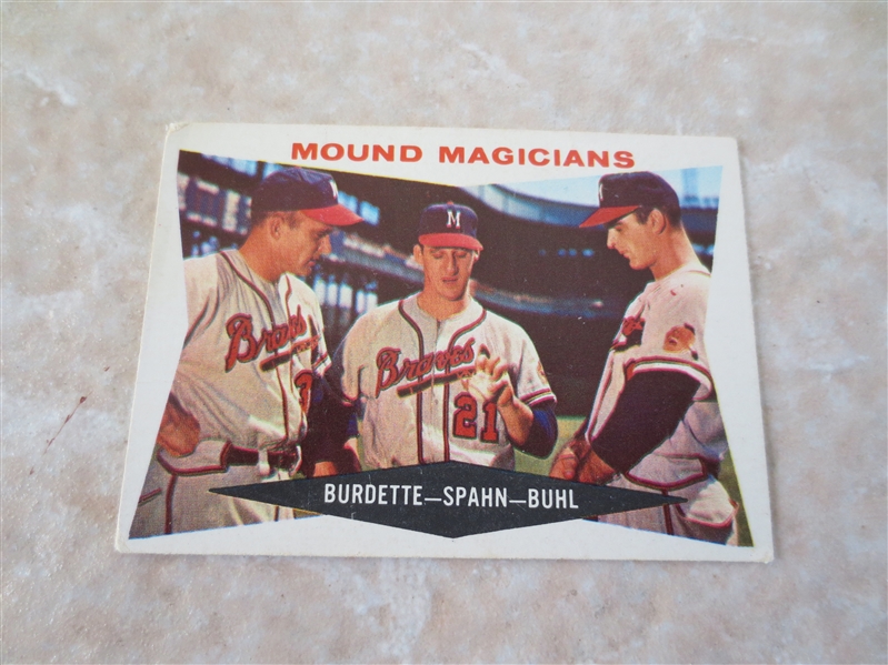 1960 Topps Mound Magicians baseball card #230  Burdette, Spahn, Buhl