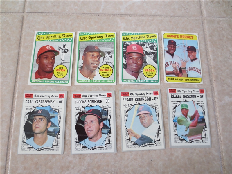 (8) 1969 & 1970 Topps Sporting News baseball cards and 1969 Giants Heroes