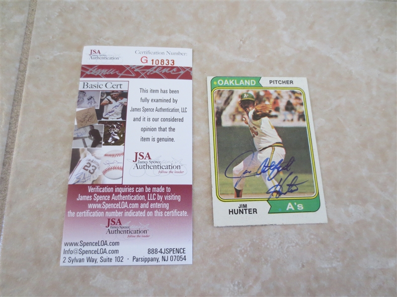 Autographed Jim Catfish Hunter 1974 Topps baseball card Hall of Fame with Spence cert.