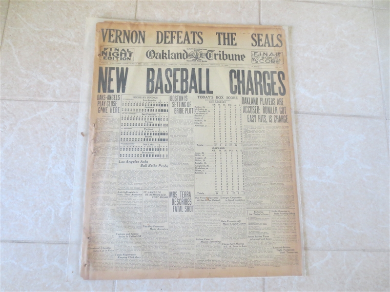 1919 White Sox New Bribe Charges Scandal newspaper from 9-30-1920 Oakland Tribune