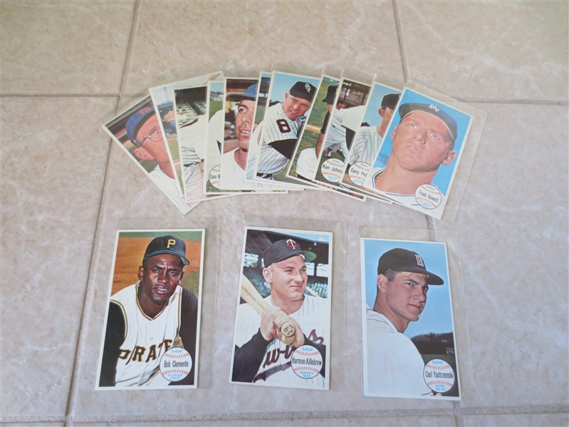 (14) 1964 Topps Giants baseball cards including Clemente, Yaz, Killebrew, Colavito in super condition