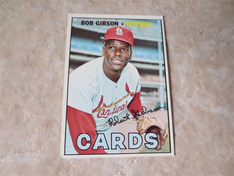 1967 Topps Bob Gibson baseball card #210 in very nice condition!