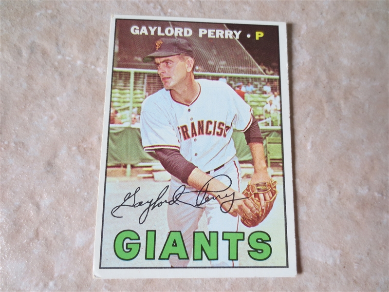 1967 Topps Gaylord Perry #320 baseball card in nice condition