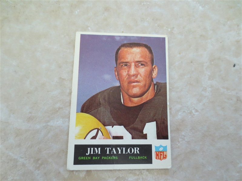 1965 Philadelphia Jim Taylor football card #82  HOFer