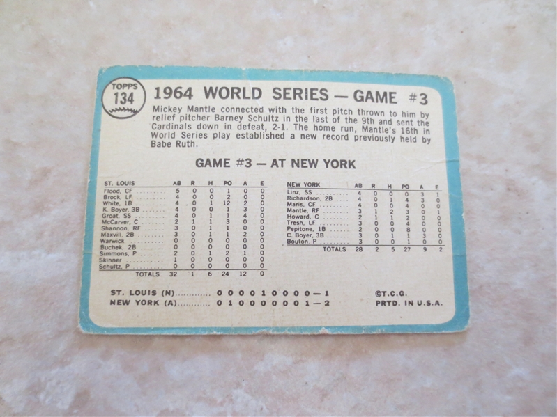 1965 Topps Mantle's Clutch Home Run baseball card #134