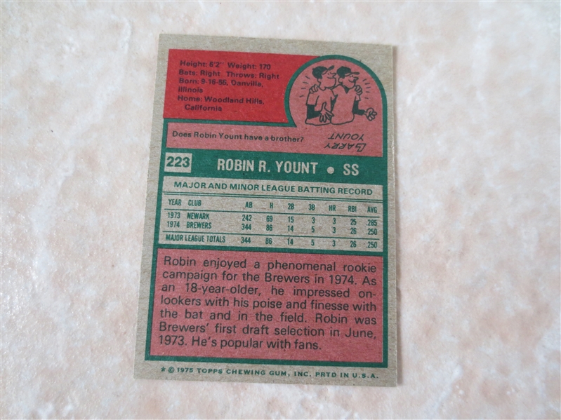 1975 Topps Robin Yount Mini rookie baseball card #223