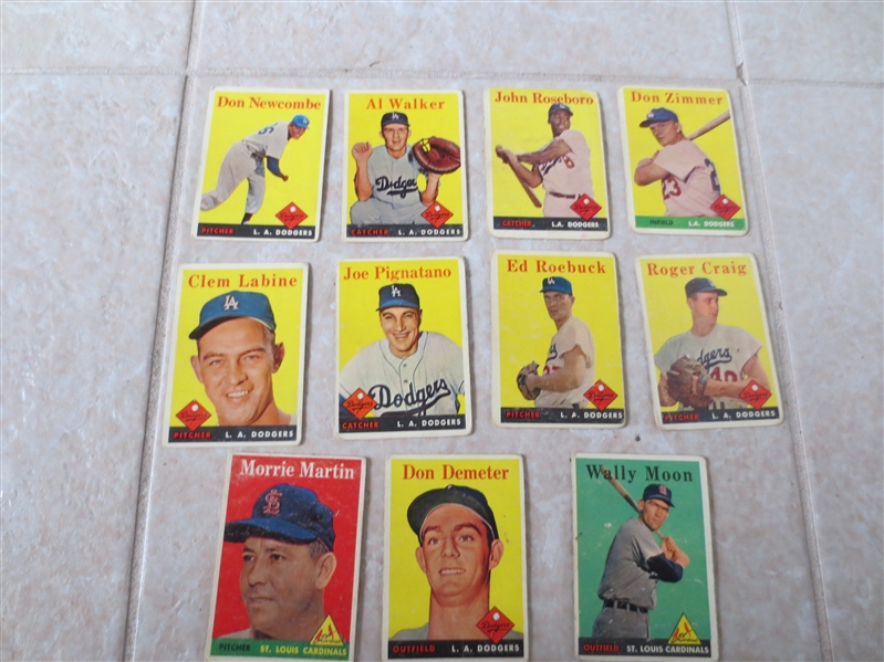(11) 1958 Topps Baseball cards mostly Dodgers (Newcombe, Walker, Labine, etc.)