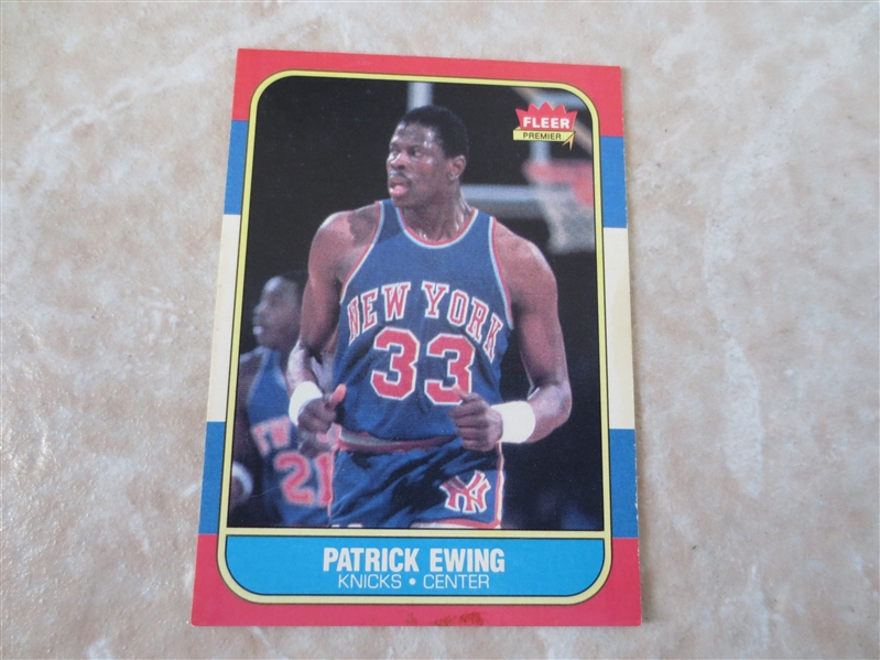 1986-87 Fleer Patrick Ewing rookie basketball card #32  A beauty!