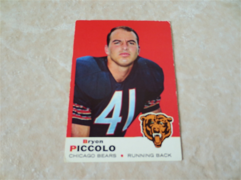 1969 Topps Brian Piccolo rookie football card #26 in excellent condition