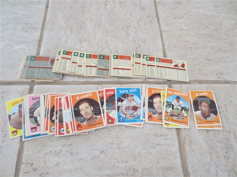 (115) 1959 Topps baseball cards in nice condition BUT have writing on the back