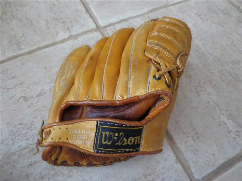 1950's Early Wynn Wilson baseball glove in nice condition