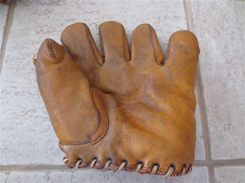 1940's Bill Nicholson Dubow store model baseball glove in nice condition