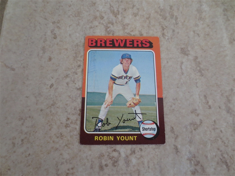 1975 Topps Robin Yount rookie baseball card #223 in affordable condition      2